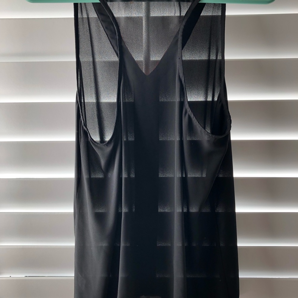 V-neck Racerback tank - Picture 5 of 5